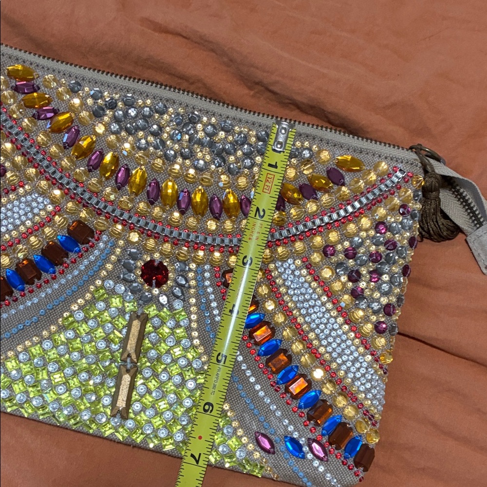 NWOT Beaded Multicolor Embellished Clutch with Tassel Zip - Picture 6 of 9